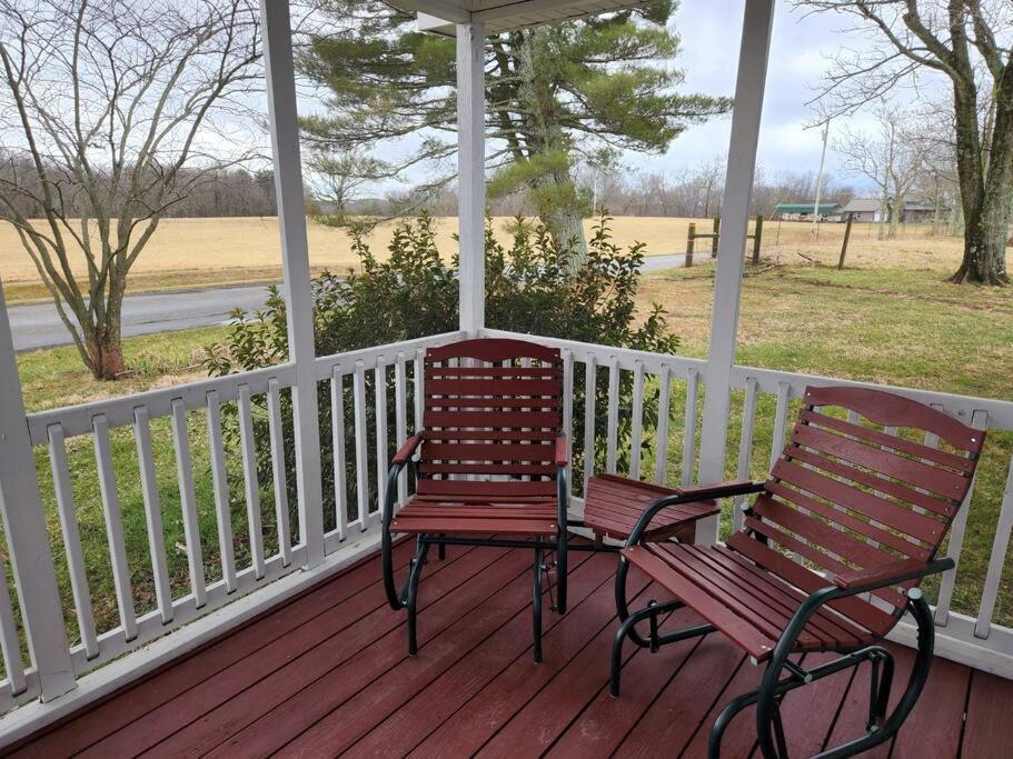Spacious Family Farmhouse Pikeville Εξωτερικό φωτογραφία